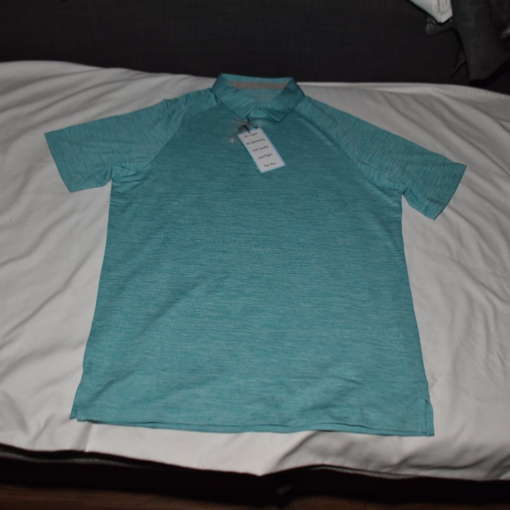 Comfortably collared polo